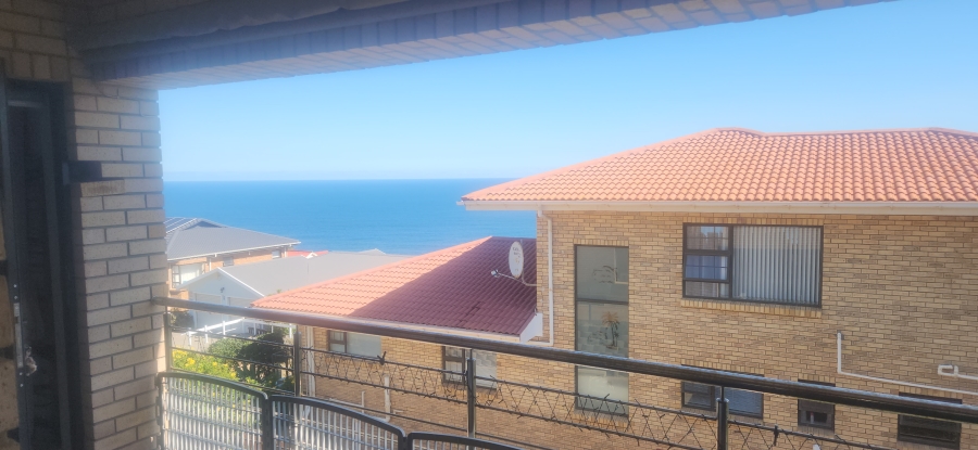 6 Bedroom Property for Sale in Dana Bay Western Cape